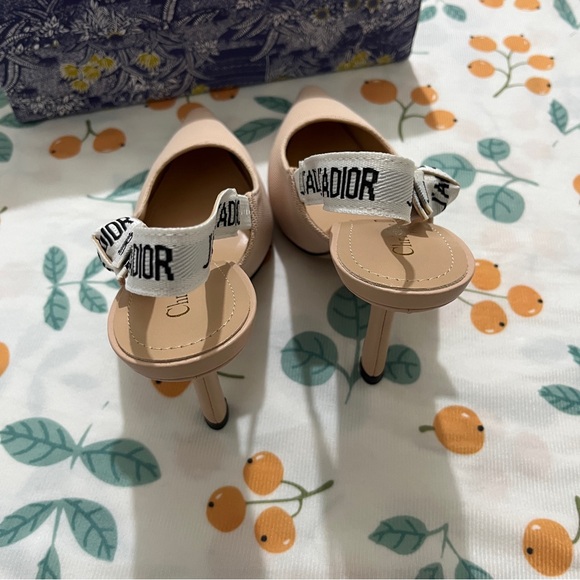 Dior Letter Embroidered Open Back High Heels - Picture 5 of 6